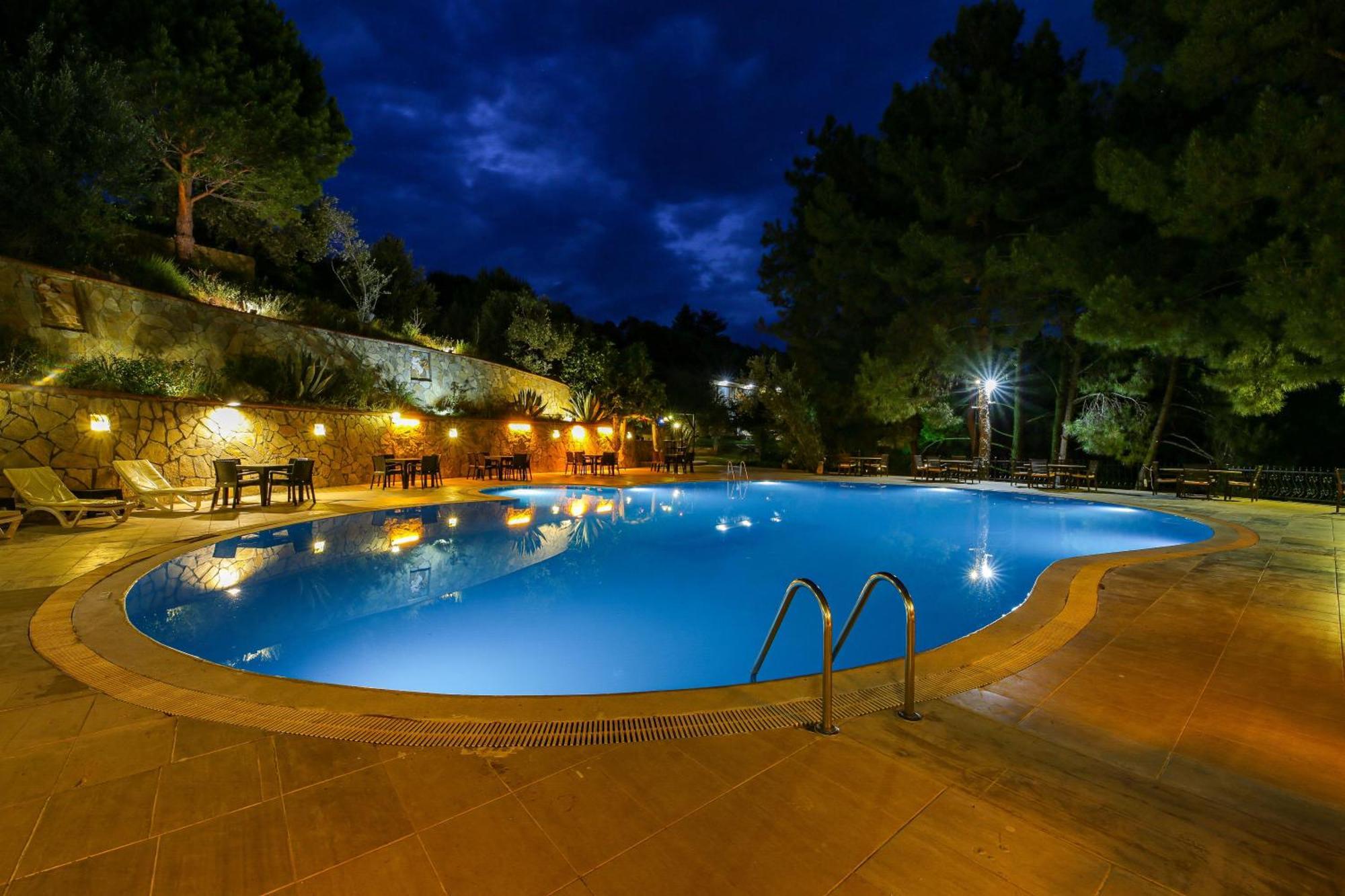 Dusler Vadisi Kazdaglari Hotel เอเดรมิท ภายนอก รูปภาพ